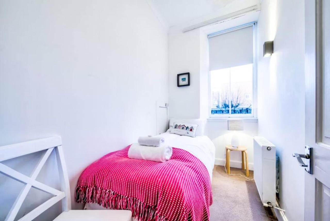 Unique Seaside Apartment, Central بيرويك الشمالية المظهر الخارجي الصورة